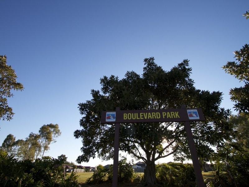 5 Elm Street, Rothwell QLD 4022