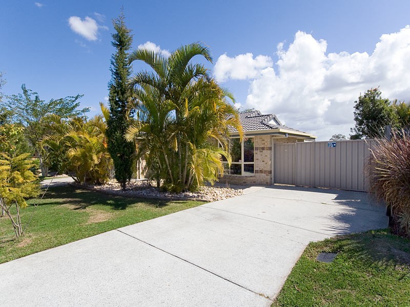 34 Holland Crs, Wynnum West QLD 4178