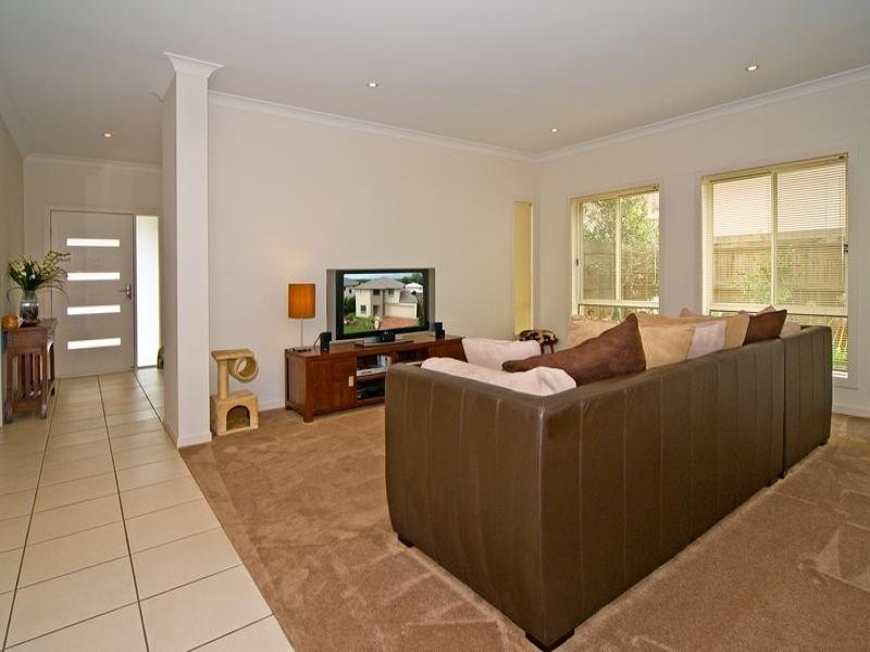 20 Hillcroft Place, Belmont QLD 4153