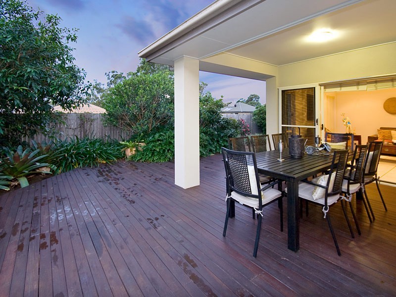 20 Hillcroft Place, Belmont QLD 4153