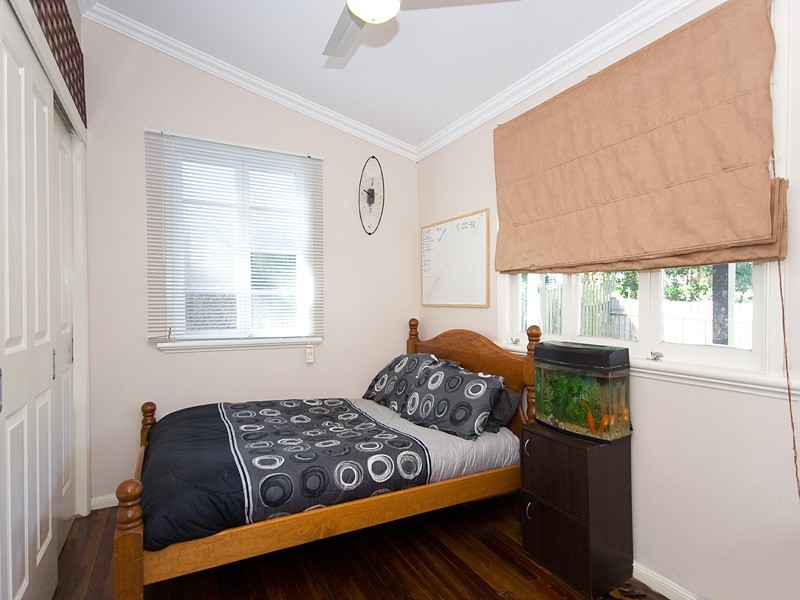 23 Wighton Street, Sandgate QLD 4017