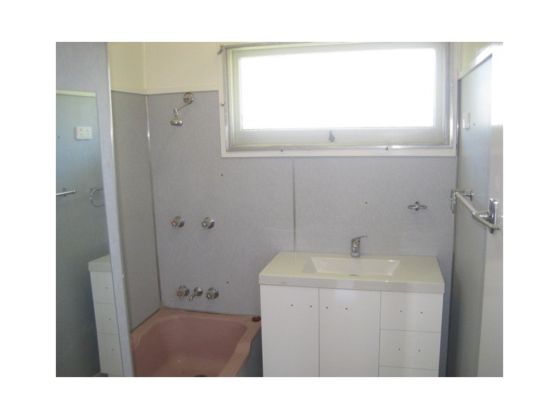 8 Windsor Street, Margate QLD 4019