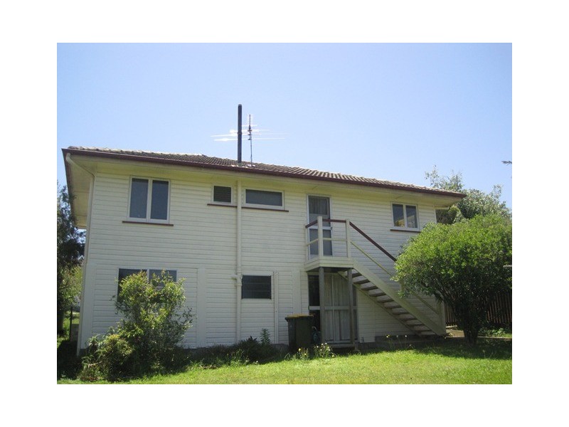 8 Windsor Street, Margate QLD 4019