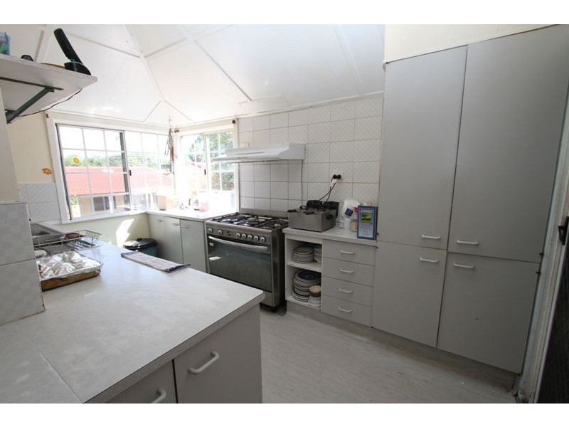 26 Alfred Street, Woody Point QLD 4019