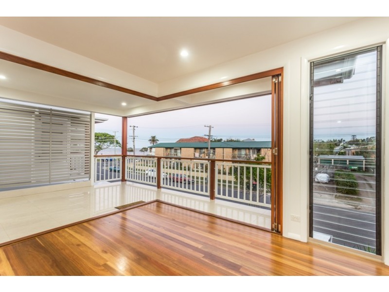 48 Fourth Ave, Sandgate QLD 4017