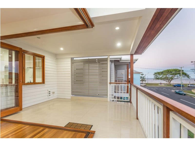 48 Fourth Ave, Sandgate QLD 4017