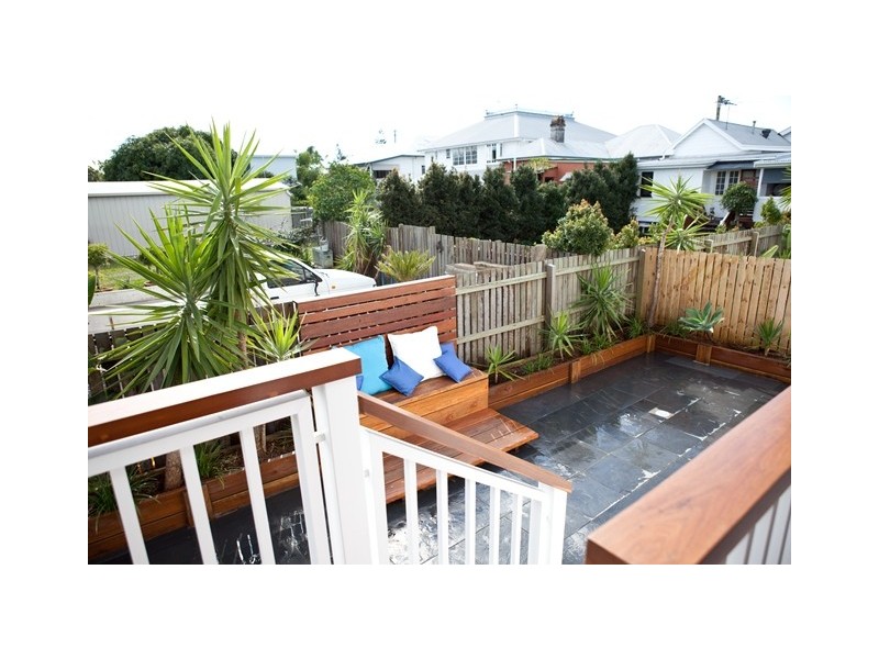 48 Fourth Ave, Sandgate QLD 4017