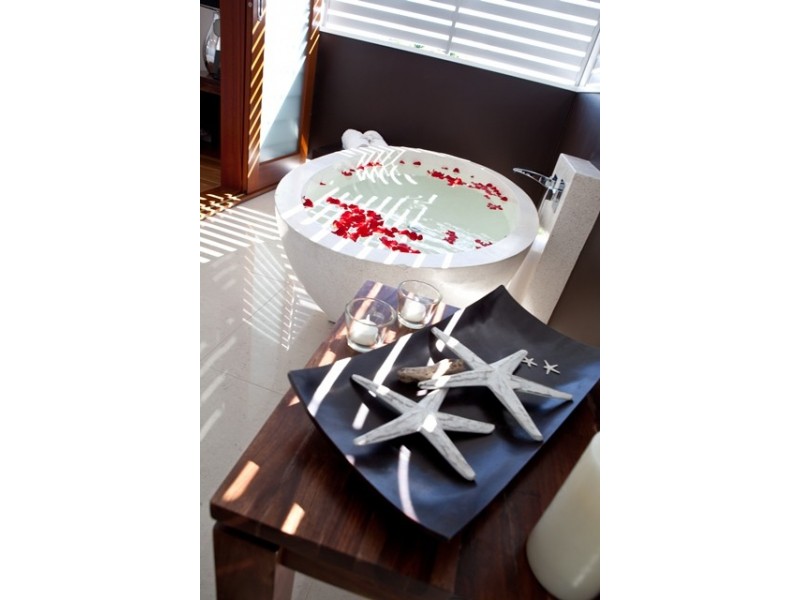 50 Fourth Ave, Sandgate QLD 4017