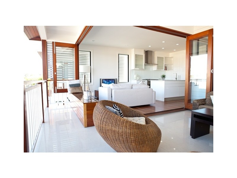 50 Fourth Ave, Sandgate QLD 4017