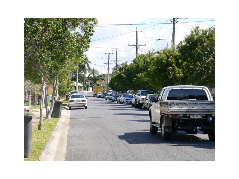 30 Second Ave, Sandgate QLD 4017