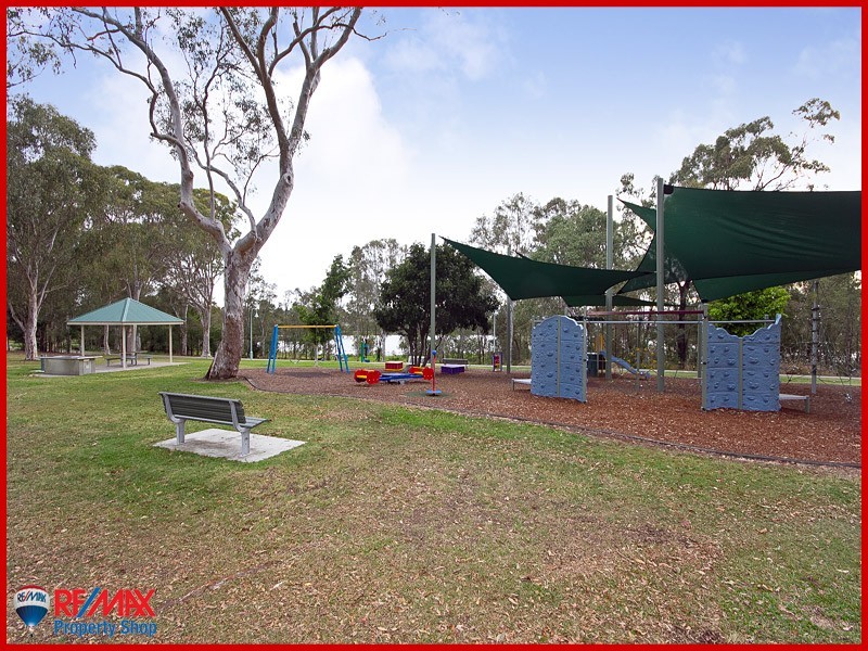 19 Deagon Street, Sandgate QLD 4017