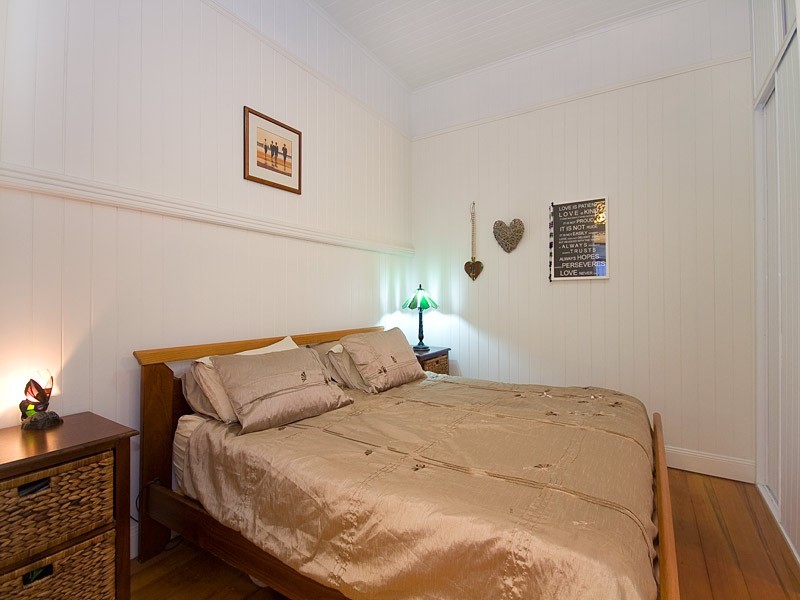 63 Alexandra Street, Sandgate QLD 4017