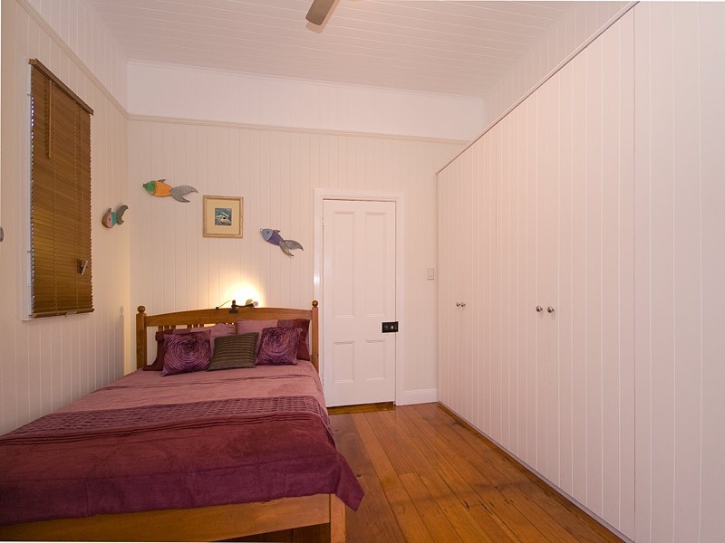 63 Alexandra Street, Sandgate QLD 4017