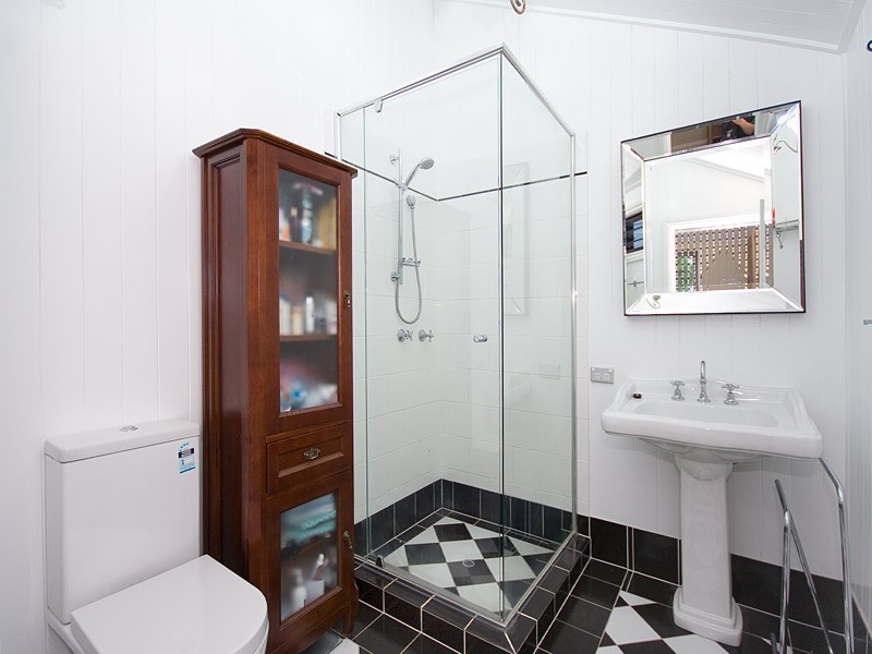 63 Alexandra Street, Sandgate QLD 4017