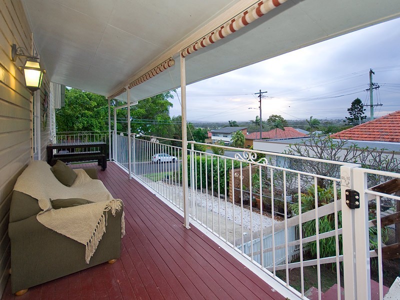 63 Alexandra Street, Sandgate QLD 4017