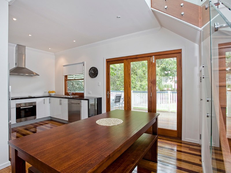 91 Clayton Street, Sandgate QLD 4017