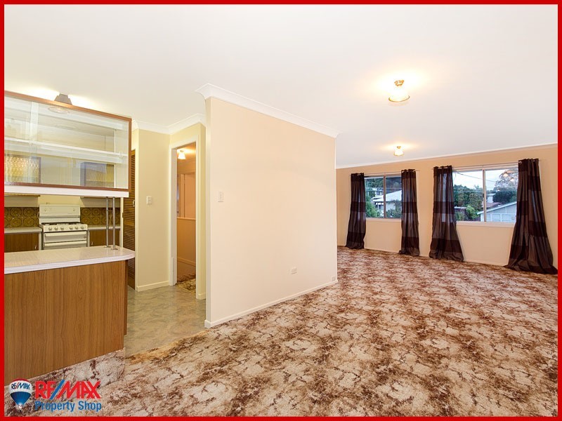 237 Brighton Road, Sandgate QLD 4017