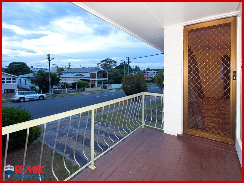 237 Brighton Road, Sandgate QLD 4017