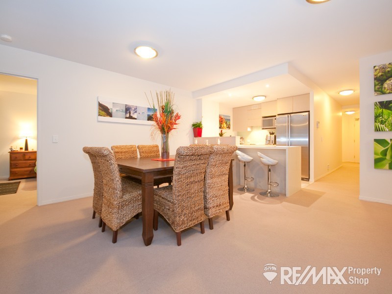 101/14 Oxley Avenue, Woody Point QLD 4019