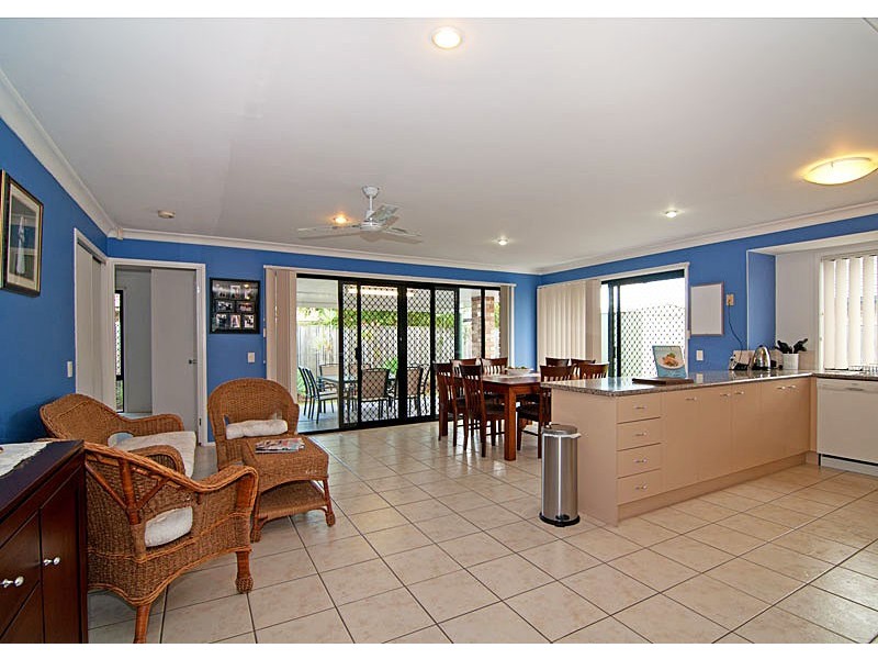 60 Calvary Crescent, Boondall QLD 4034