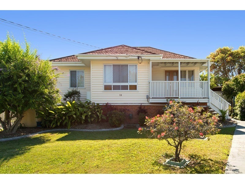 12 Kenbarry Street, Brighton QLD 4017