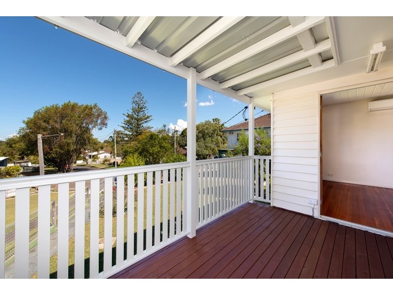 12 Kenbarry Street, Brighton QLD 4017