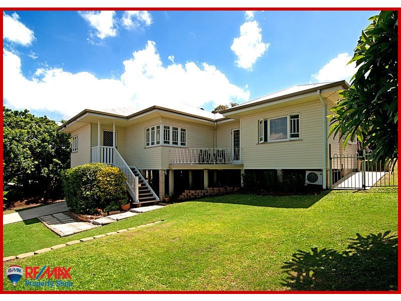95 Hoskins Street, Sandgate QLD 4017
