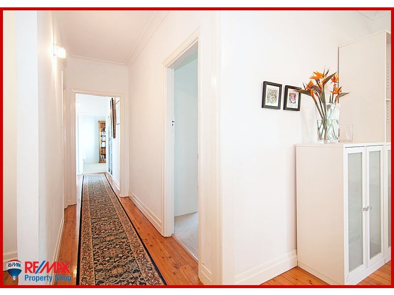 95 Hoskins Street, Sandgate QLD 4017