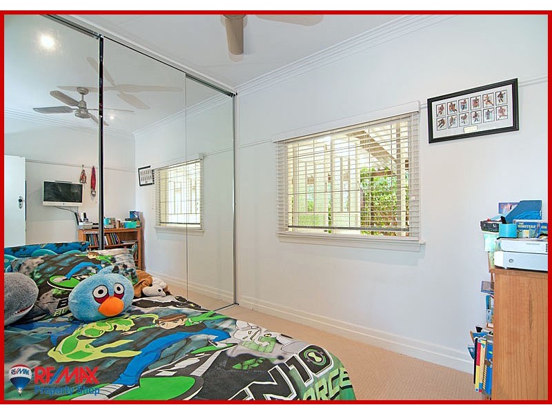 95 Hoskins Street, Sandgate QLD 4017