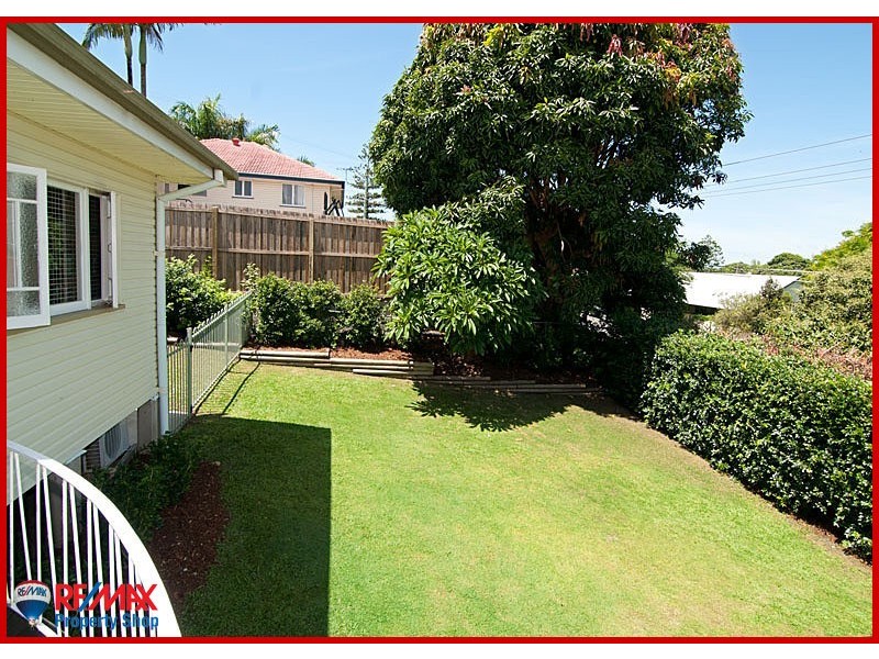 95 Hoskins Street, Sandgate QLD 4017