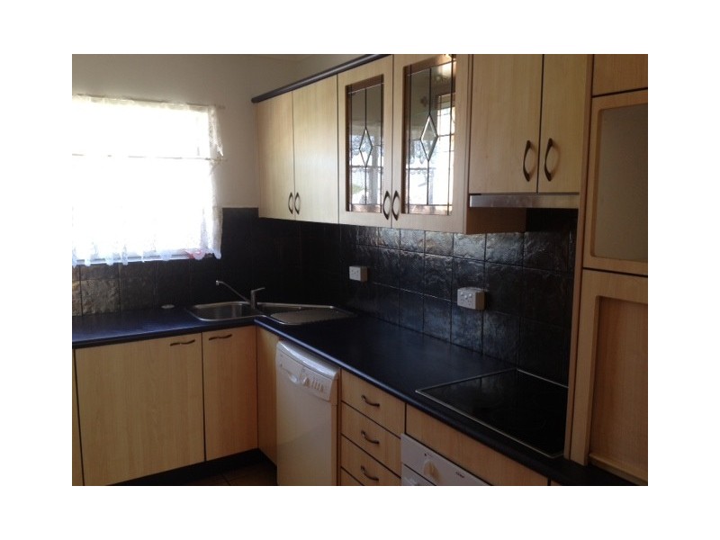 6/44 Fourth Ave, Sandgate QLD 4017