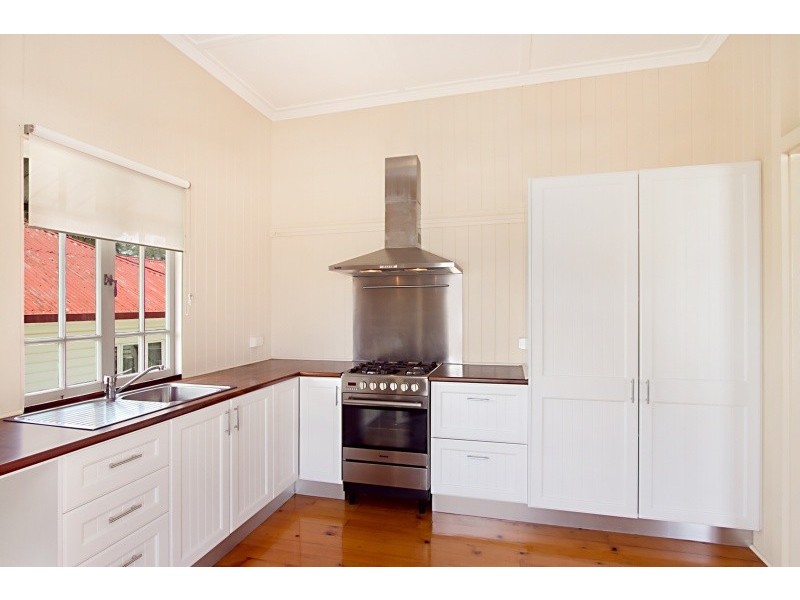 16 Apperley Street, Banyo QLD 4014