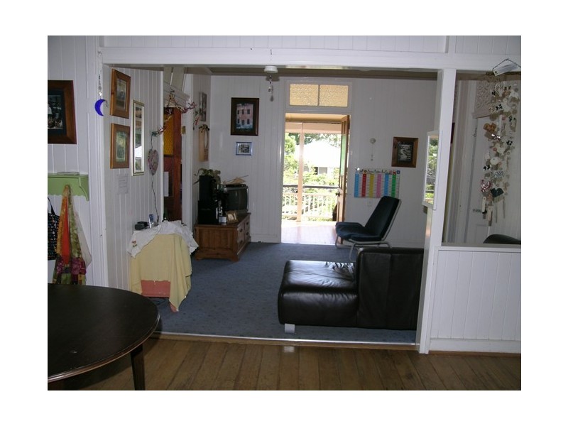 244 Rainbow Street, Sandgate QLD 4017