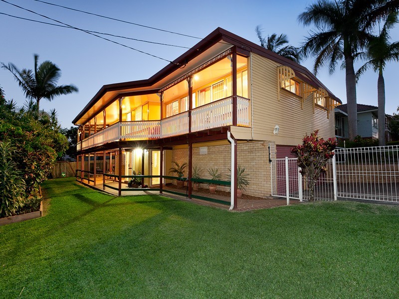 35 Kirkhill Street, Brighton QLD 4017