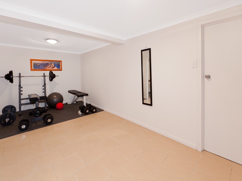 35 Kirkhill Street, Brighton QLD 4017