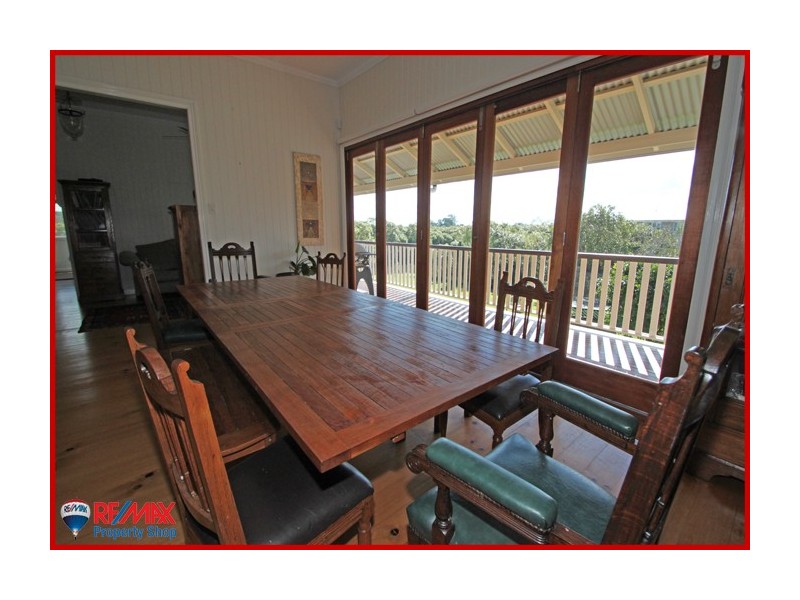 55 Chaseley Street, Nudgee Beach QLD 4014