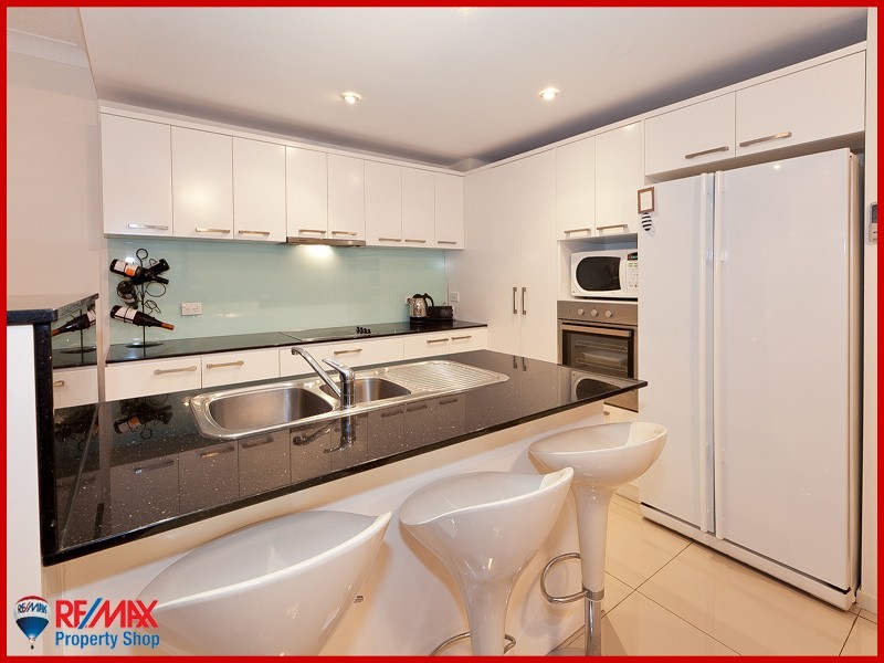 4/28 Lagoon Street, Sandgate QLD 4017