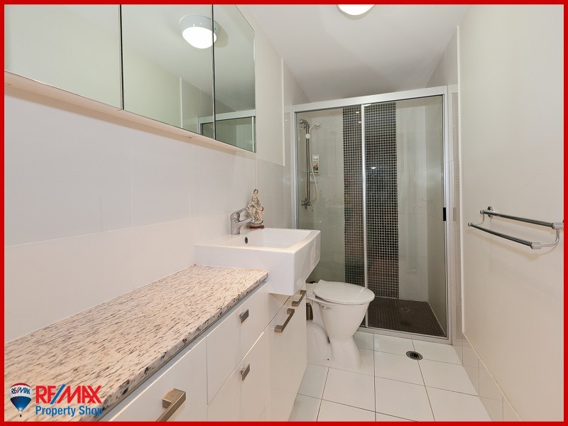 4/28 Lagoon Street, Sandgate QLD 4017