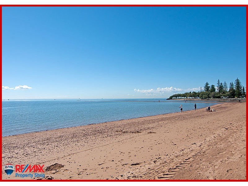 2A Moffatt Street, Scarborough QLD 4020