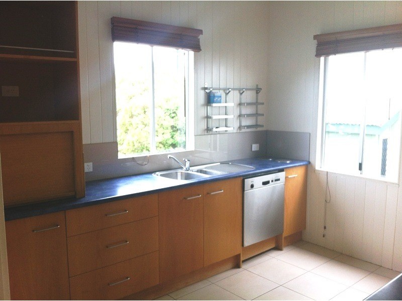 61 Drouyn Street, Deagon QLD 4017