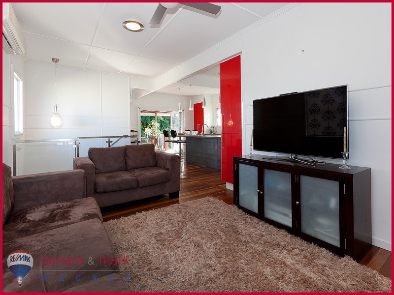 535 Oxley Avenue, Redcliffe QLD 4020