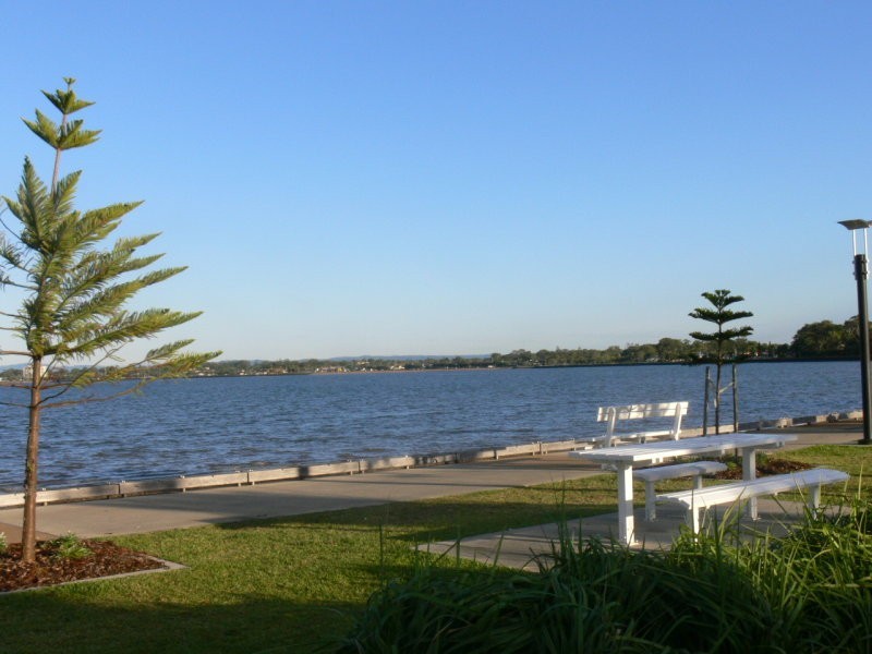 1/35 Woodcliffe Crescent, Woody Point QLD 4019