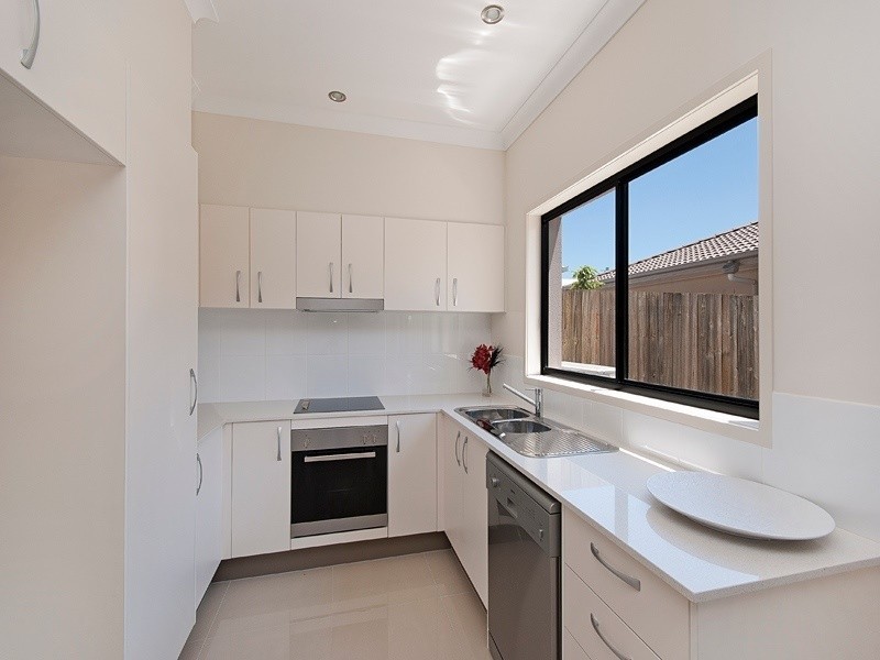 10/145 Northcote Street, Brighton QLD 4017