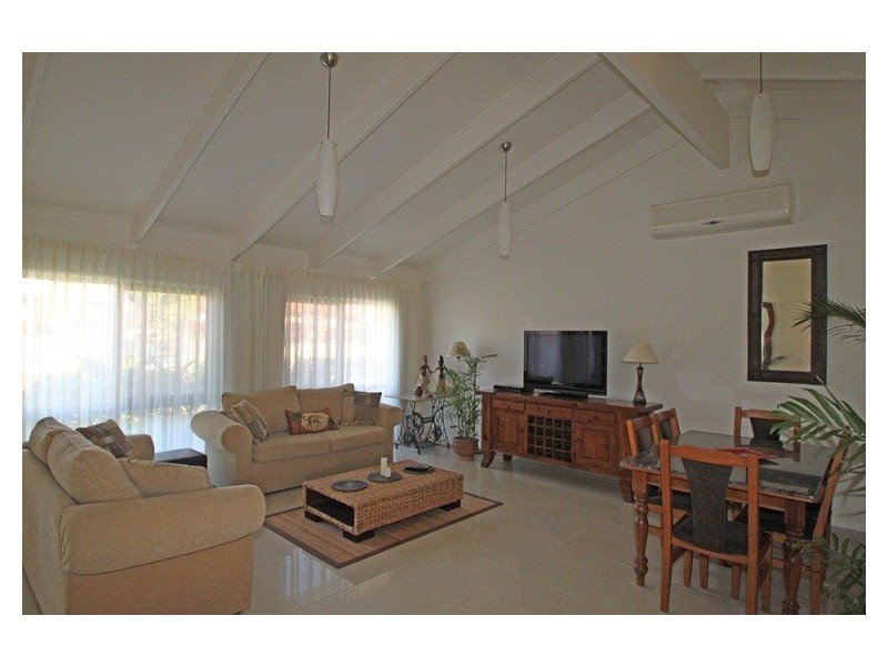 14 Elkington Street, Nudgee QLD 4014