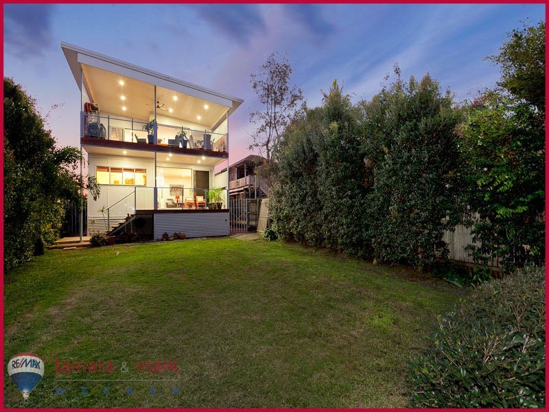 138 Palm Avenue, Shorncliffe QLD 4017