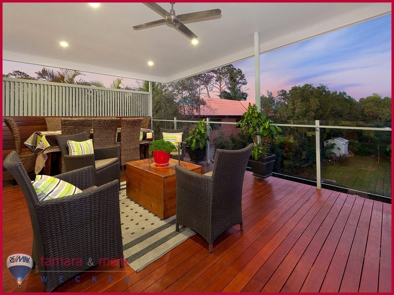 138 Palm Avenue, Shorncliffe QLD 4017