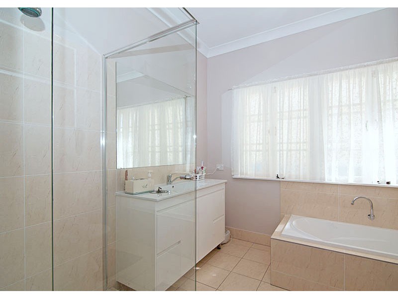 39 Nearra Street, Deagon QLD 4017