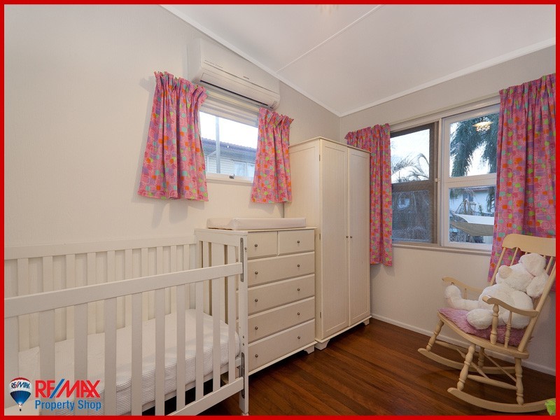 32 Neal Street, Brighton QLD 4017