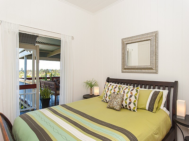 13 Sonora Court, Eatons Hill QLD 4037