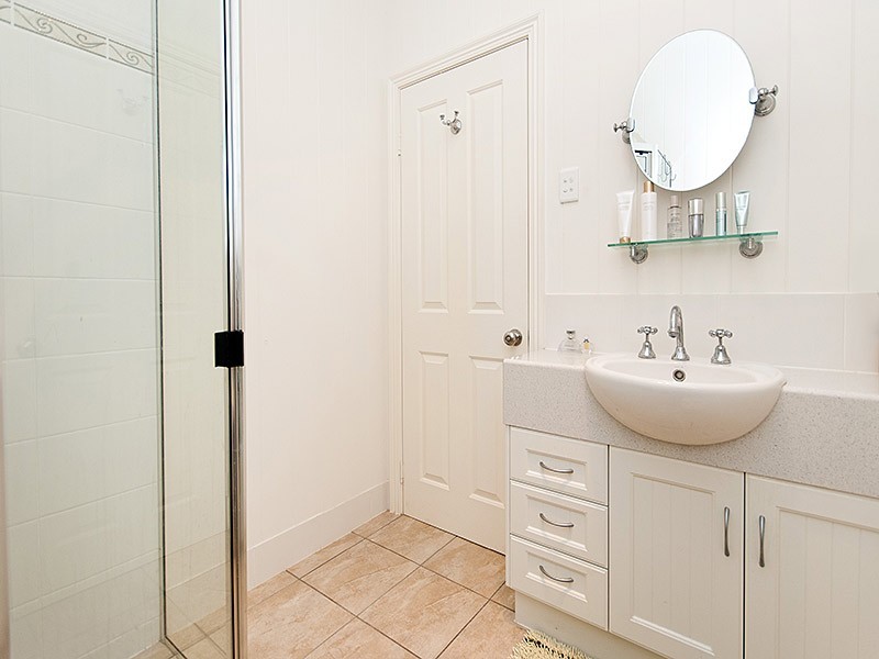 13 Sonora Court, Eatons Hill QLD 4037